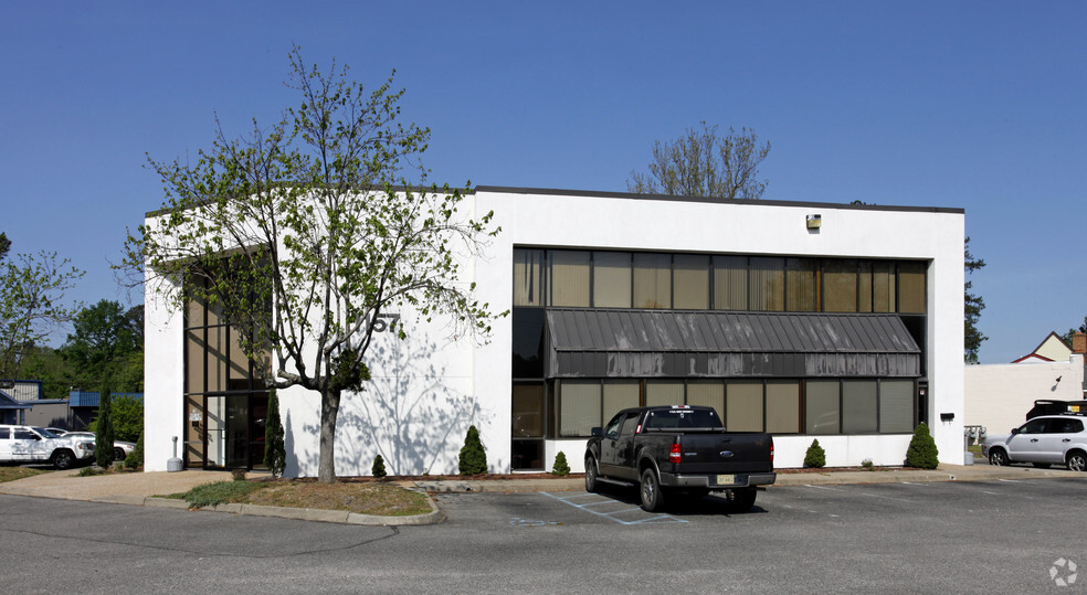 1157 S Military Hwy, Chesapeake, VA for lease - Building Photo - Image 2 of 6