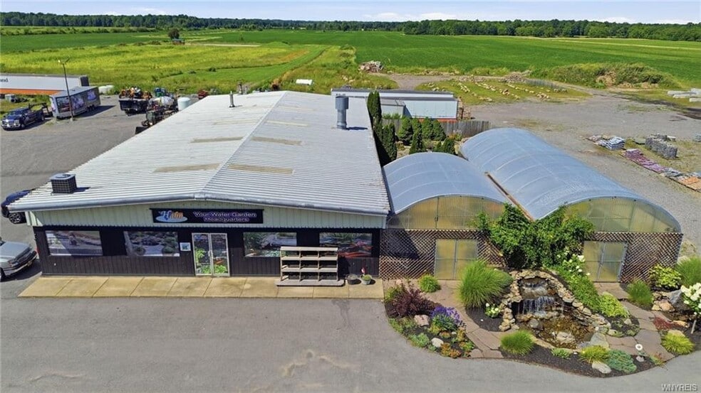 3779 Lower Mountain Rd, Sanborn, NY for sale - Building Photo - Image 3 of 30