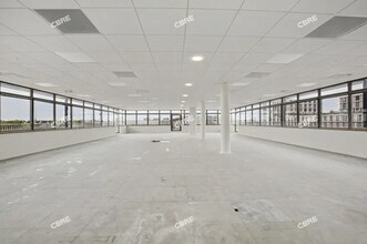 13-19 Avenue De La Métallurgie, Saint-Denis à louer Photo intérieure- Image 1 de 1