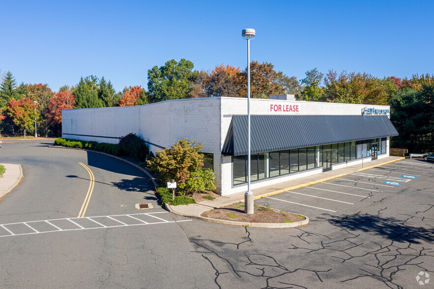 91 Hale Rd, Manchester, CT for lease - Primary Photo - Image 1 of 10