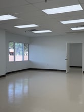 1271 La Quinta Dr, Orlando, FL for lease Interior Photo- Image 1 of 3