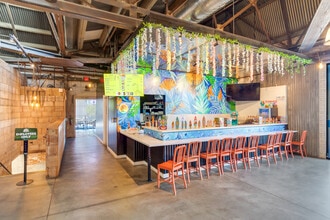 330 3rd St, Redlands, CA à louer Photo intérieure- Image 1 de 1