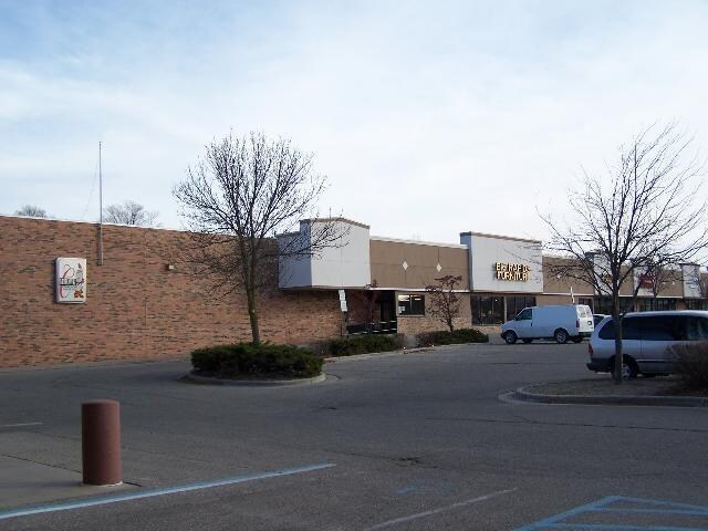 204-212 N Michigan Ave, Big Rapids, MI à louer - Photo du bâtiment - Image 2 de 2