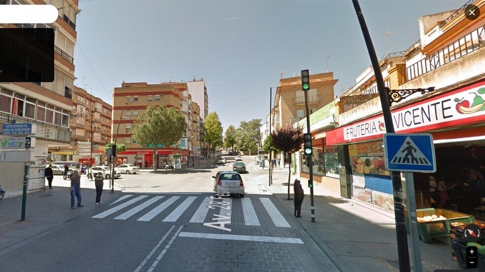 Calle 28 de Febrero, 108, San Juan de Aznalfarache, Sevilla à vendre - Photo du bâtiment - Image 2 de 100