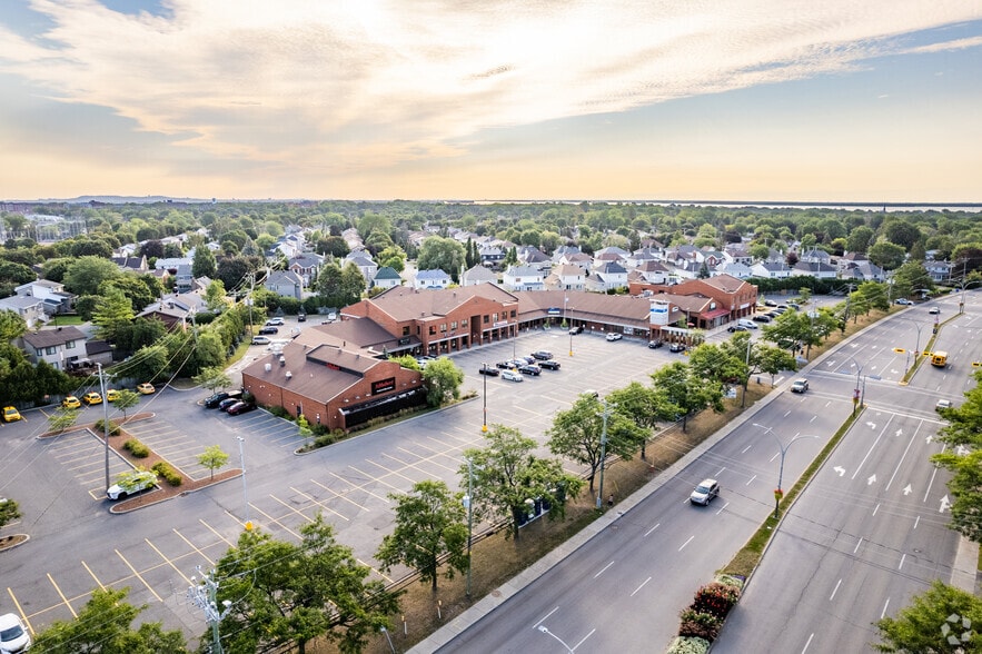 2915 Boul Saint-Charles, Kirkland, QC à louer - Aérien - Image 2 de 15
