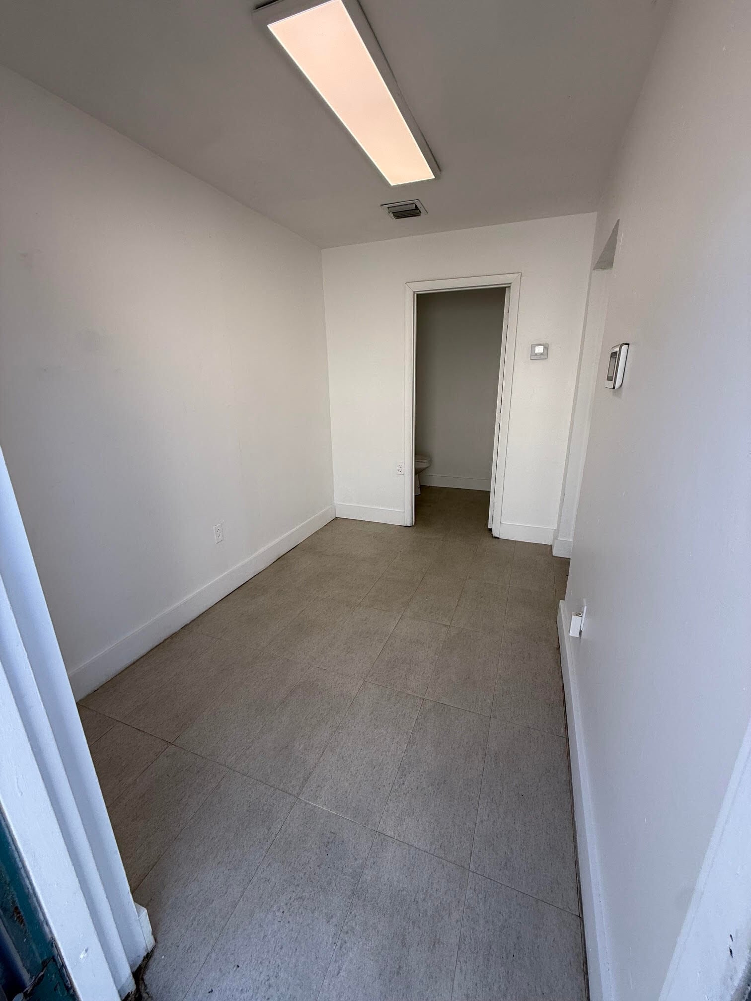 1360 SW 8th St, Pompano Beach, FL for lease Interior Photo- Image 1 of 5