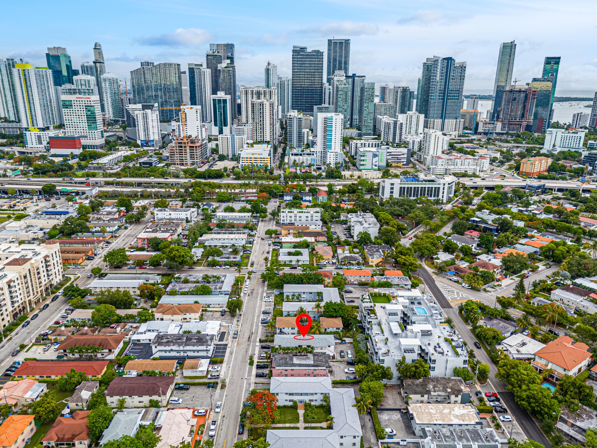 550 SW 10th St, Miami, FL à vendre Photo du bâtiment- Image 1 de 1