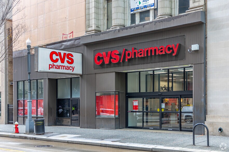 242-250 5th Ave, Pittsburgh, PA à vendre - Photo du bâtiment - Image 3 de 5