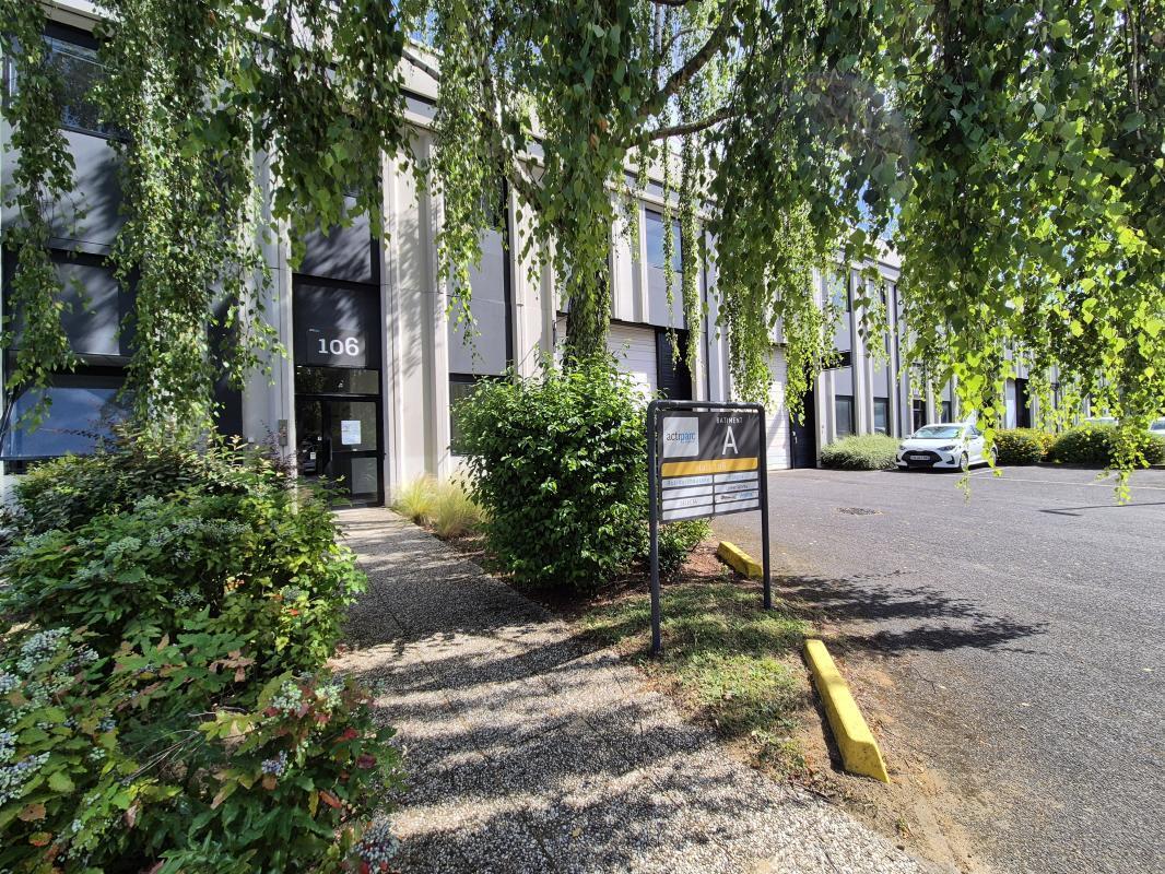 Office in Lognes for lease Building Photo- Image 1 of 10