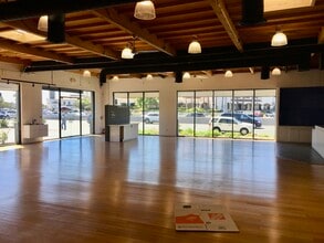 1920 Newport Blvd, Costa Mesa, CA for lease Interior Photo- Image 2 of 4