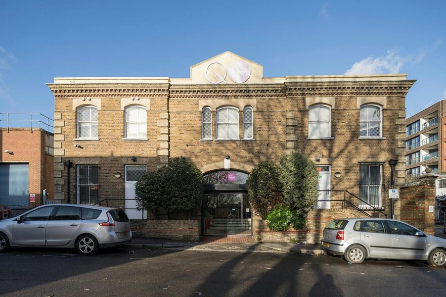 6 Blundell St, London for lease - Building Photo - Image 1 of 22