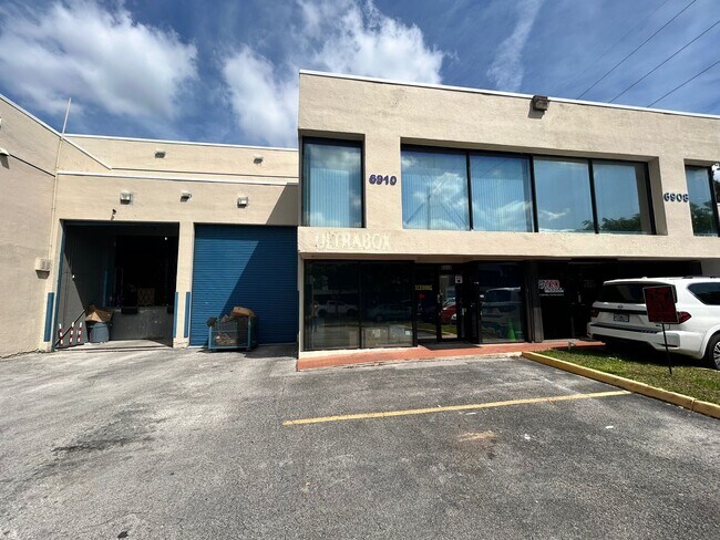 Plus de détails pour 6910 NW 50th St, Miami, FL - Industriel à louer