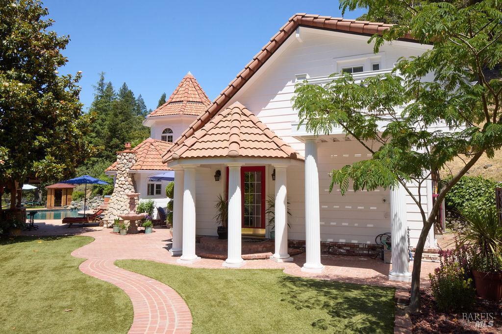 19400 Scenic Dr, Redwood Valley, CA à vendre Photo du bâtiment- Image 1 de 67
