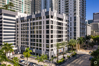 Plus de détails pour 1110 Brickell Ave, Miami, FL - Bureau à vendre