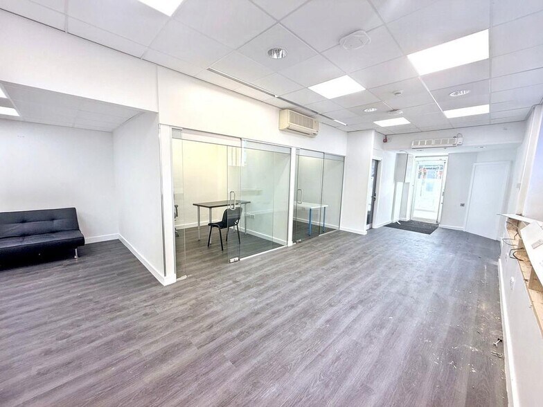 42 Middle St, Consett à vendre - Photo du bâtiment - Image 2 de 32