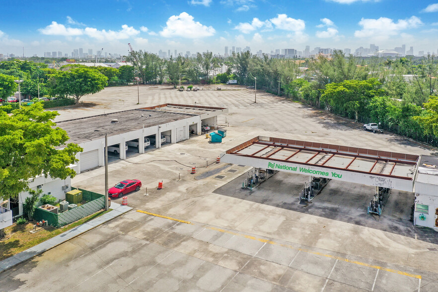 2301 NW 33rd Ave, Miami, FL for sale - Building Photo - Image 1 of 1