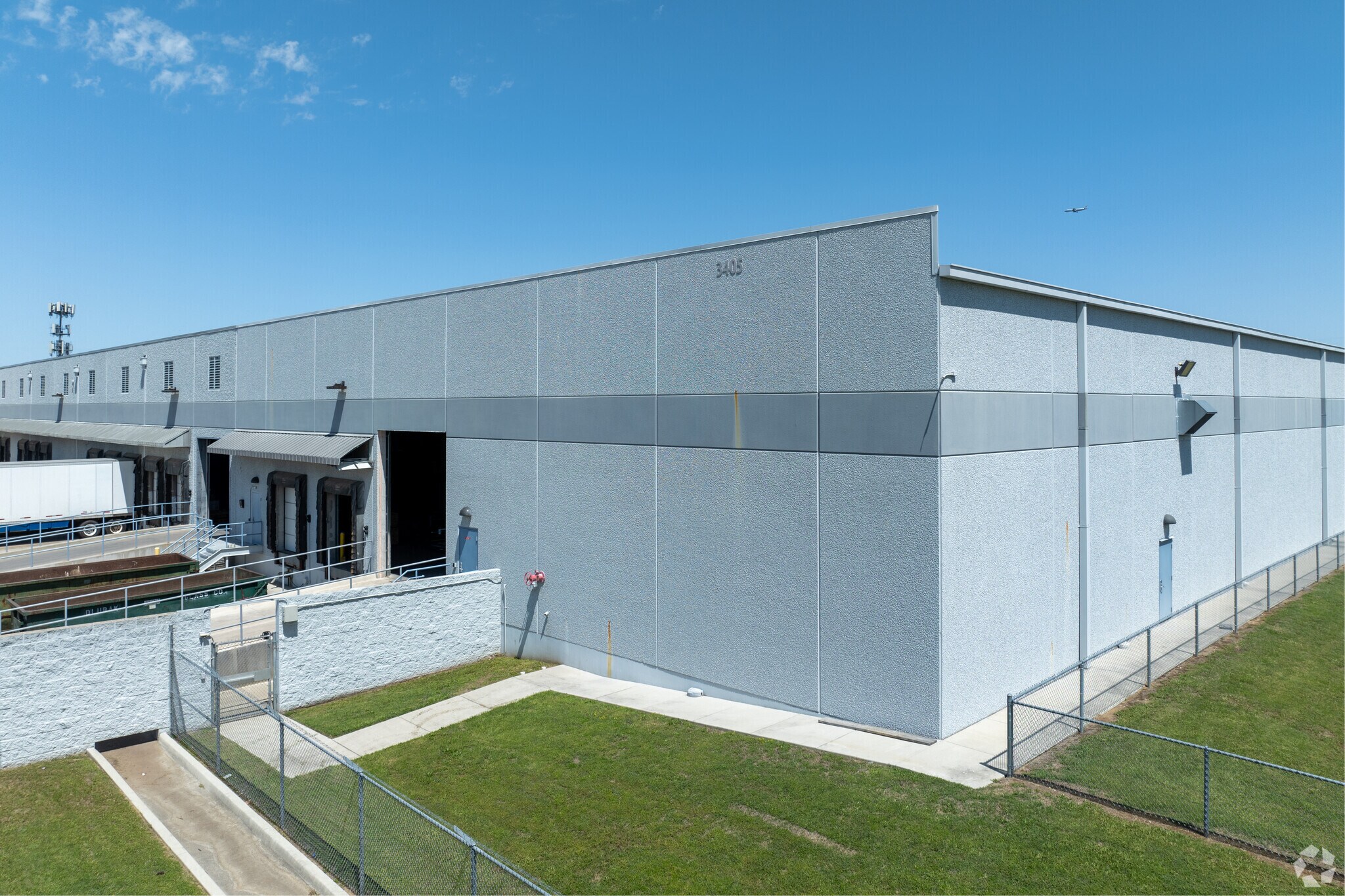 3405 Roy Orr Blvd, Grand Prairie, TX à louer Photo du bâtiment- Image 1 de 11