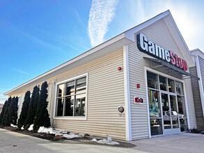 574 Alfred St, Biddeford, ME for lease Building Photo- Image 2 of 2