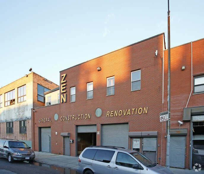 273 Russell St, Brooklyn, NY à vendre - Photo principale - Image 1 de 1