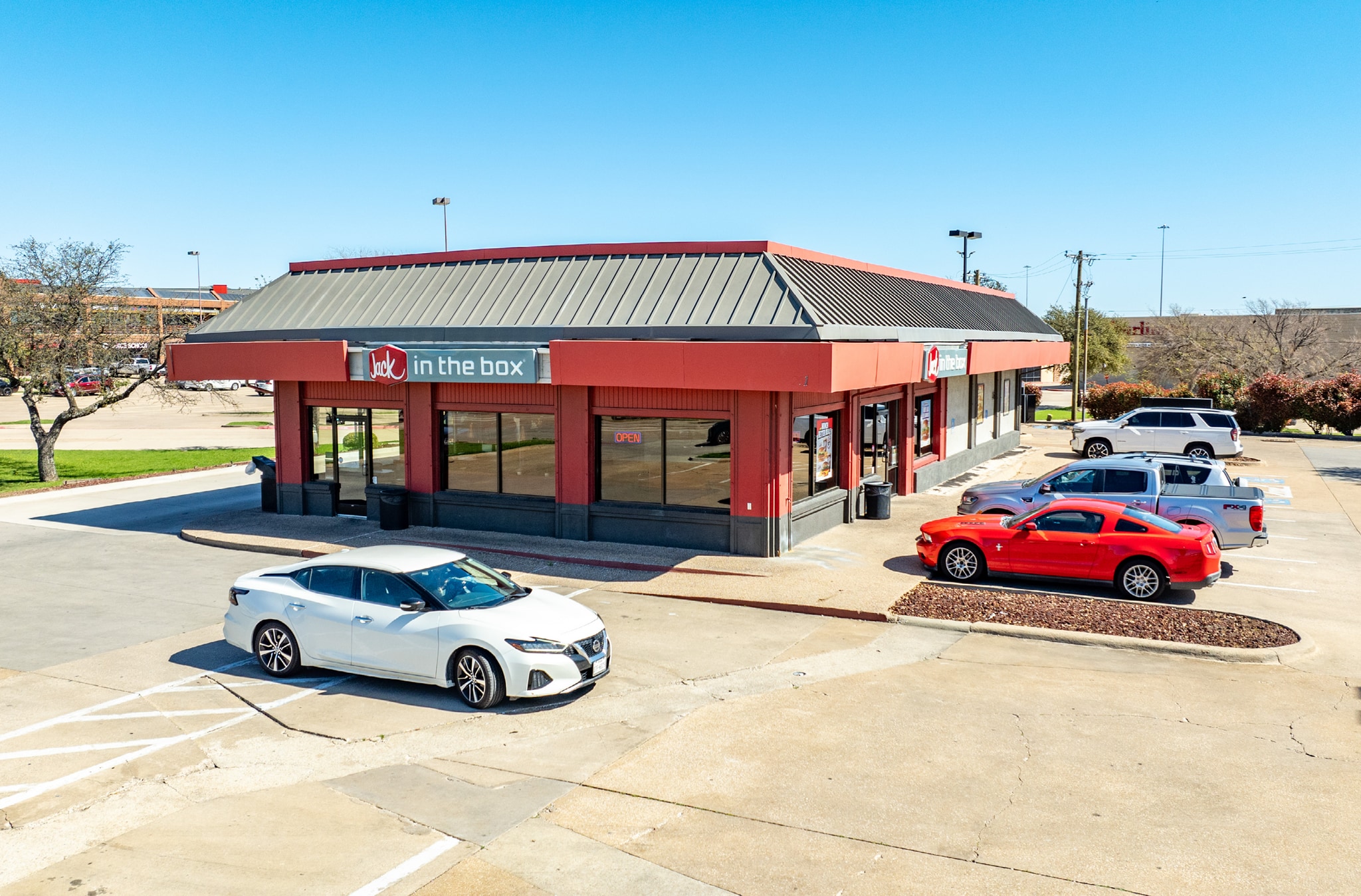 201 W Parker Rd, Plano, TX for sale Primary Photo- Image 1 of 6
