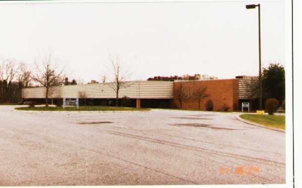 554 Clark Rd, Tewksbury, MA à louer - Photo du bâtiment - Image 2 de 8