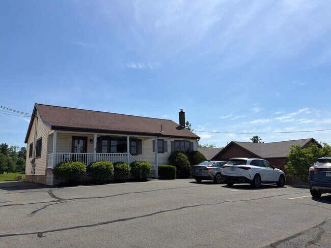 More details for 610 Hamlin Hwy, Lake Ariel, PA - Office for Sale