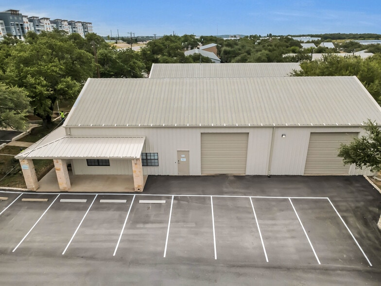 14101 Hwy 290 W, Austin, TX for lease - Building Photo - Image 1 of 19