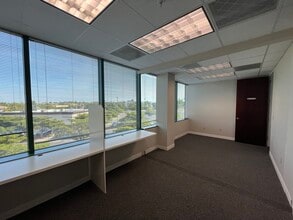 13099 S Cleveland Ave, Fort Myers, FL for lease Interior Photo- Image 2 of 12