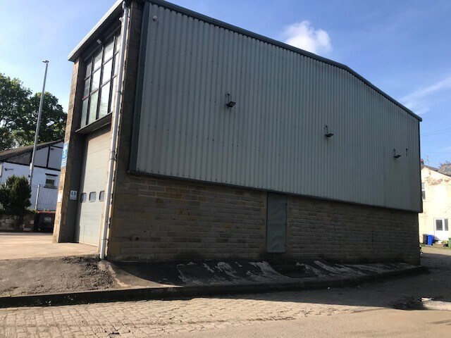 18 Water St, Rossendale à louer - Photo du bâtiment - Image 2 de 3