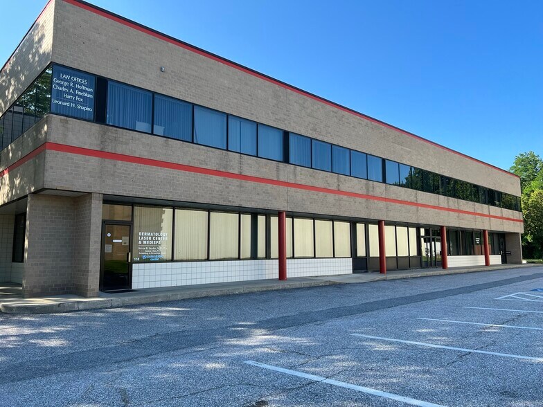 10220 S Dolfield Rd, Owings Mills, MD à louer - Photo du bâtiment - Image 2 de 16