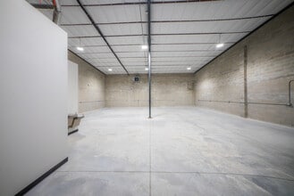 11201 49th St N, Clearwater, FL à louer Photo intérieure- Image 2 de 7