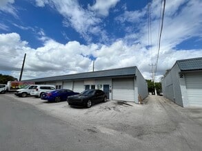 2696 NW 31st Ave, Lauderdale Lakes, FL for lease Building Photo- Image 1 of 2