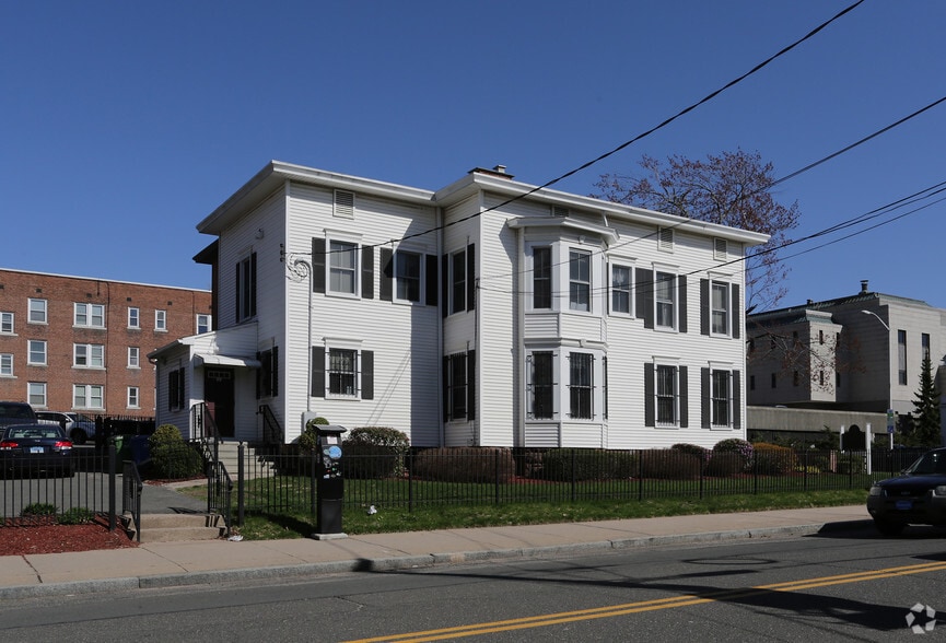 40 Russ St, Hartford, CT for lease - Building Photo - Image 2 of 9