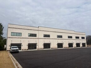 4105 Commerce Street, Flowery Branch, GA for lease Interior Photo- Image 1 of 16