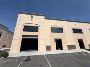 1611 W San Bernardino Rd, West Covina, CA for lease Interior Photo- Image 2 of 8