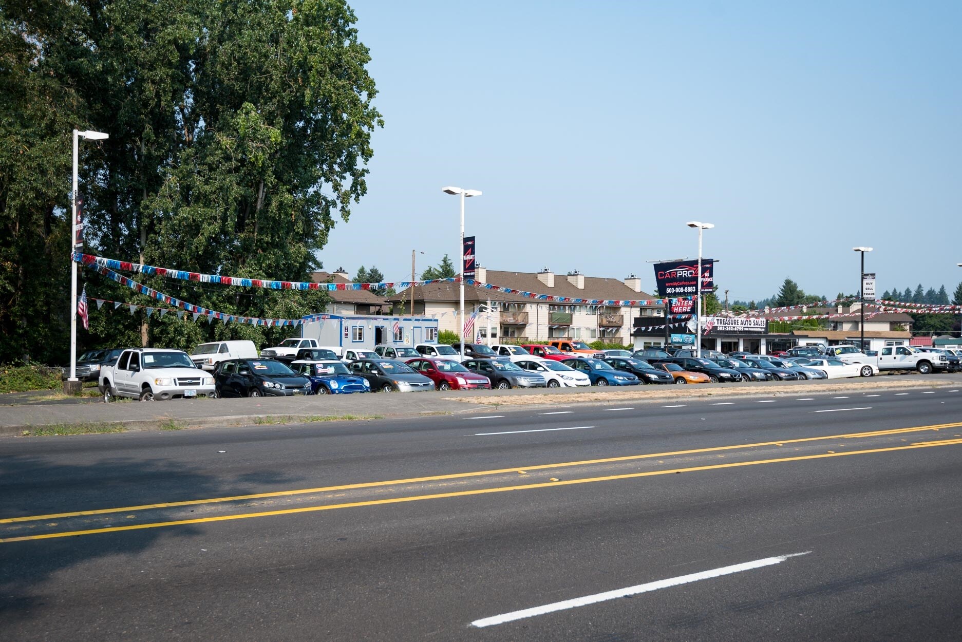 20155 McLoughlin Blvd, Gladstone, OR for lease Primary Photo- Image 1 of 21