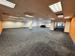 205 N Main St, Bloomington, IL for lease Interior Photo- Image 2 of 3
