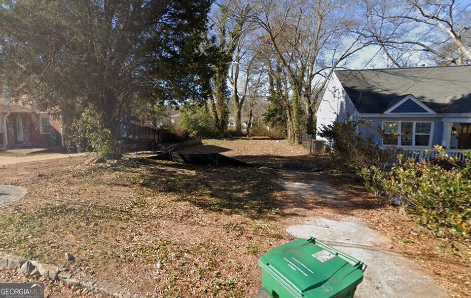 1853 Stanton St, Decatur, GA à vendre - Photo du bâtiment - Image 2 de 9