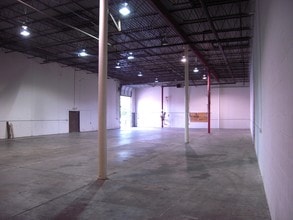 2754 Gunter Park Dr, Montgomery, AL à louer Photo intérieure- Image 2 de 5