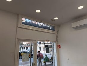 Retail in Barcelona, Barcelona for lease Interior Photo- Image 2 of 15