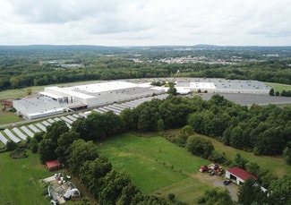 Plus de détails pour 225 Episcopal Rd, Berlin, CT - Industriel à louer