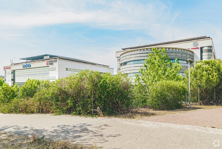Bureau dans Alcobendas, Madrid à louer - Photo du bâtiment - Image 3 de 4