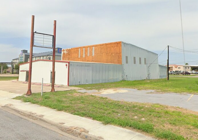 101 S Expressway 77, Harlingen, TX à louer - Photo du bâtiment - Image 3 de 4