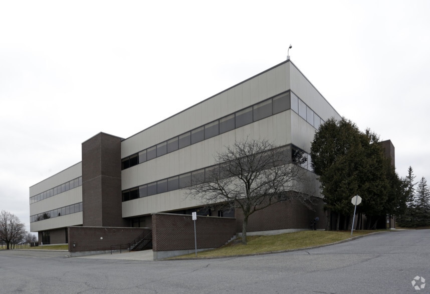 100 Herzberg Rd, Ottawa, ON for sale - Building Photo - Image 2 of 6