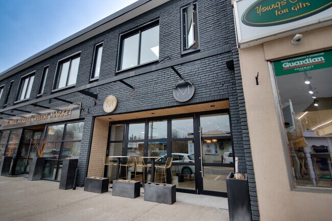 More details for 31-43 Main St S, Georgetown, ON - Office for Lease