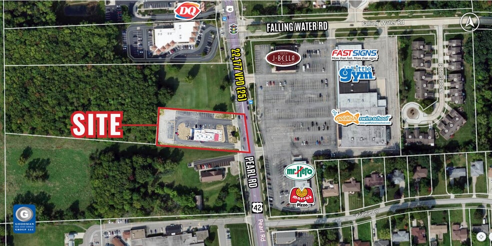 12380 Pearl Rd, Strongsville, OH à vendre - Aérien - Image 2 de 8