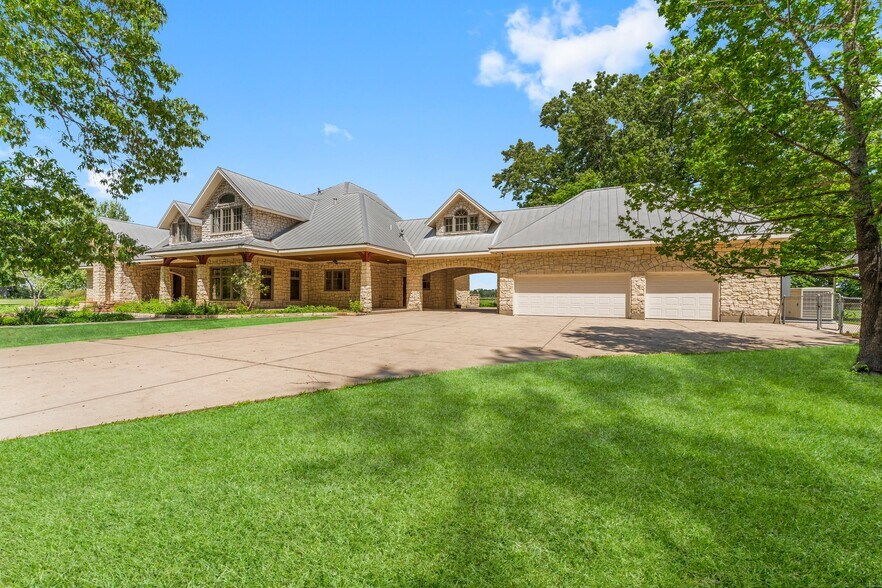 11900 Womack Cemetery Rd, Montgomery, TX à vendre - Photo du bâtiment - Image 3 de 11