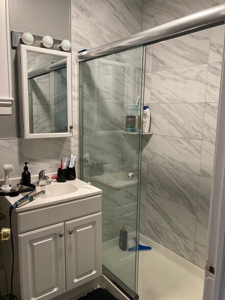 504 Frank E Rodgers Blvd, Harrison, NJ à vendre - Photo du bâtiment - Image 3 de 4