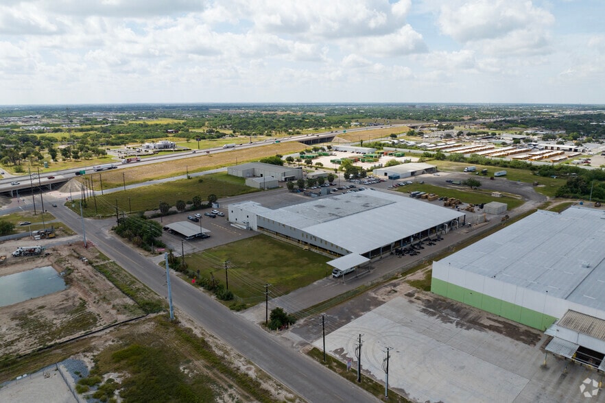1010 E Chapin St, Edinburg, TX for lease - Aerial - Image 2 of 5