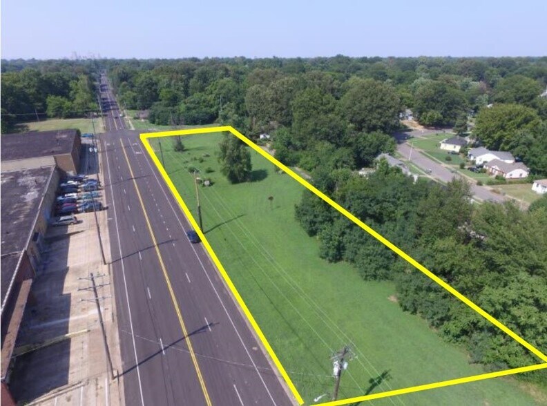 1690 Latham Street, Memphis, TN à vendre - Photo du bâtiment - Image 2 de 6